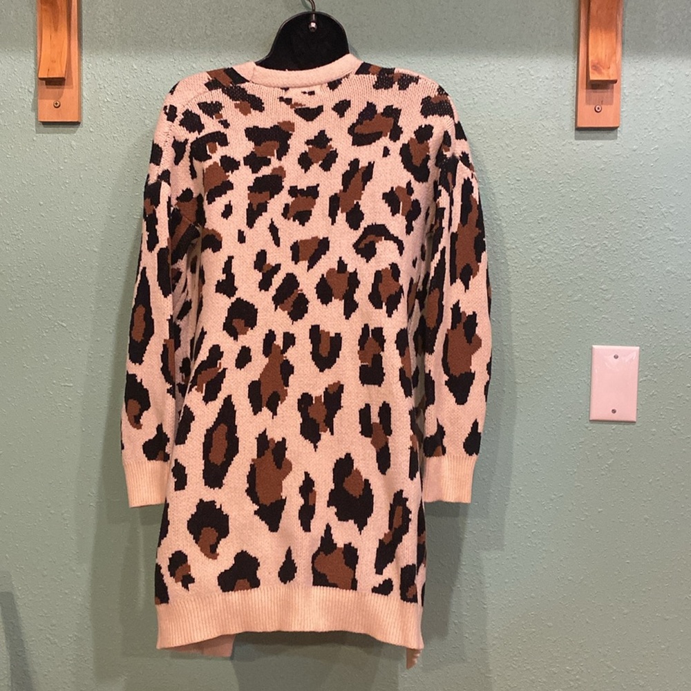Fsl Apparel Cheetah Print Open Front Cardigan. Si… - image 4
